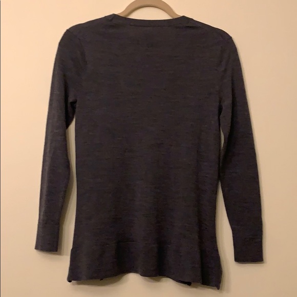 XS Petite 100% Merino wool top by Banana Republic - Picture 2 of 6